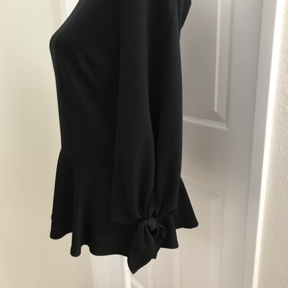 Banana Republic Peplum Top w Tie Sleeves Sz Small - Picture 3 of 5
